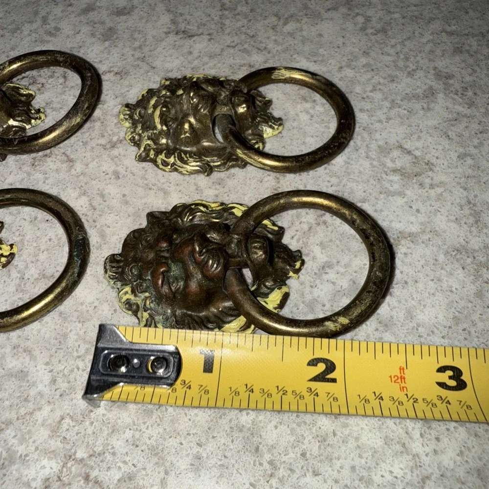 Set 4 Vintage Brass Lion Head Dresser Chest Drawer Knob Cabinet Pull Patina 3D